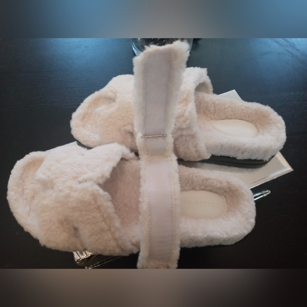 AZAELA WANG Off-White Slides - Picture 6 of 8